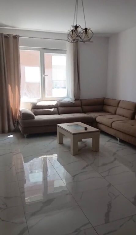 Apartment for rent in Kamez