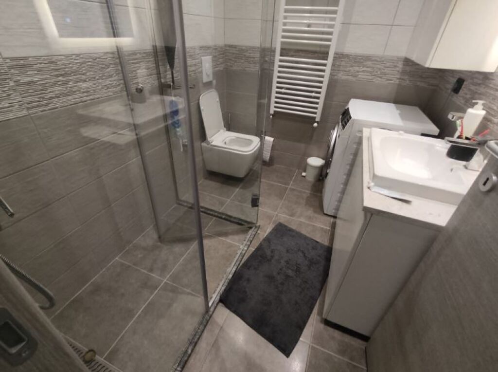 Apartamente 2+1 me qera Bulevardi Zhan Dark prane Ministrise se Puneve Jashtme ne Tirane (ID 4221486 ) f