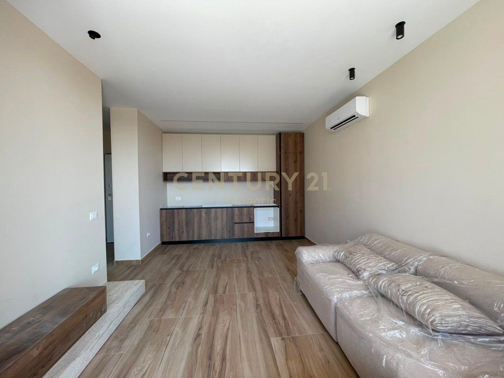 Shitet 3 apartament 1+1 në Mali i Robit, në një ndërtim të ri!