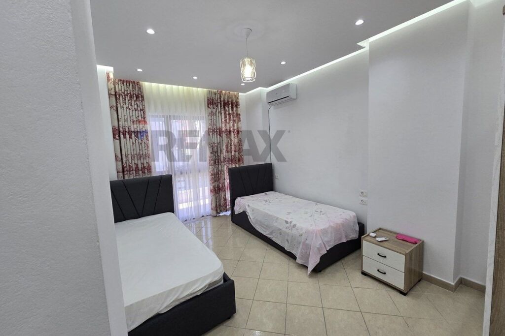 Apartament 2+1+2 me qera ne Astir