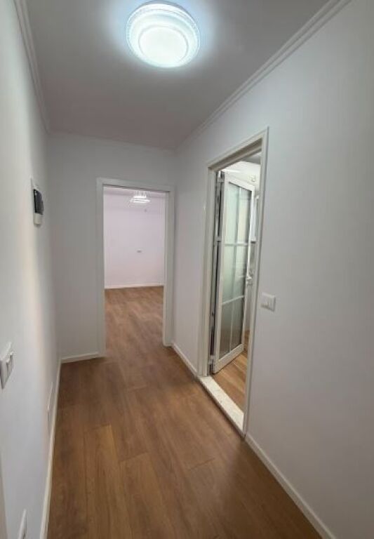 Apartament 1+1 ne Shitje ne Xhamllik  ID 5322