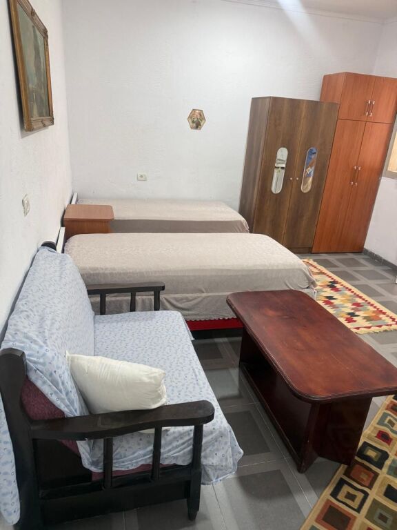Garsoniere me qera ne Laprake (25,000 leke)
