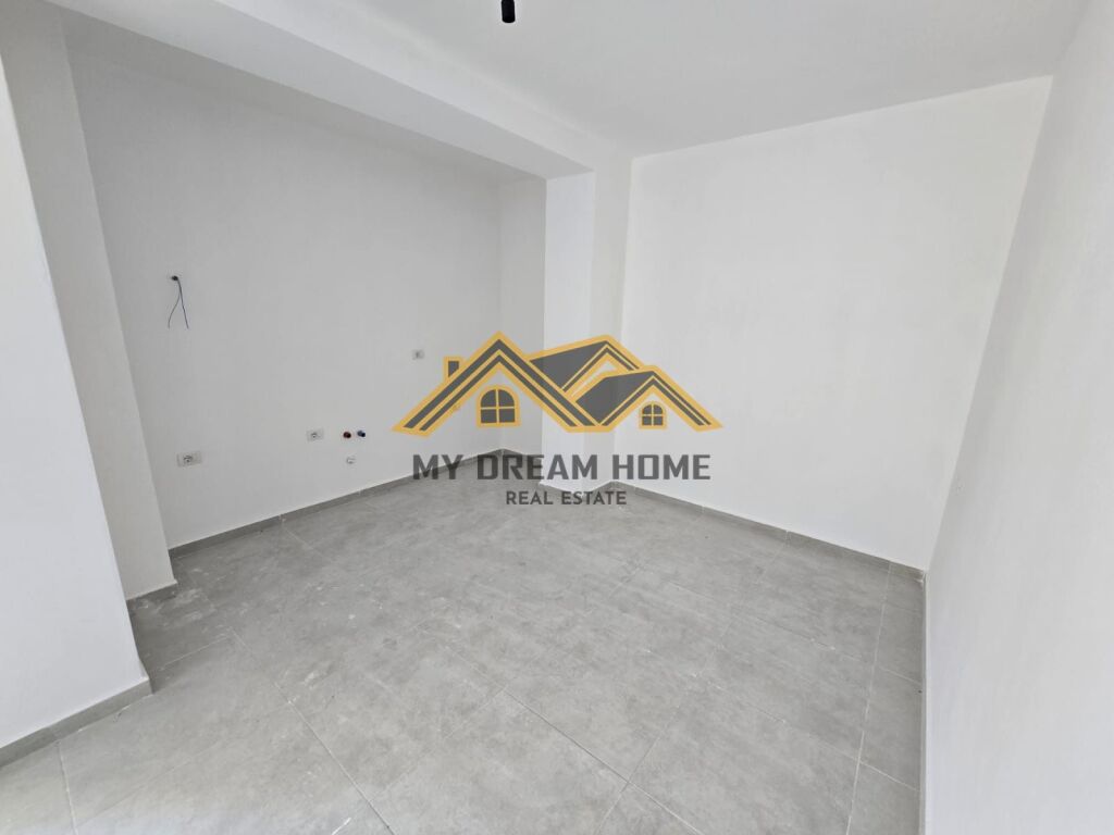GOLEM,SHESIM GARSONIERE PRAN LIBURNA RESIDENCE!