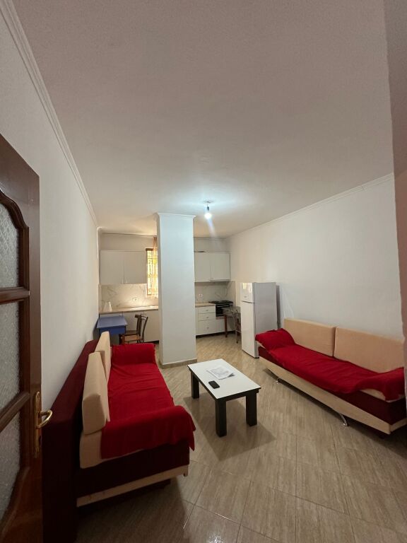Affitto | Apartament 1 + 1 | Rruga 5 Maji | 300 €/mese