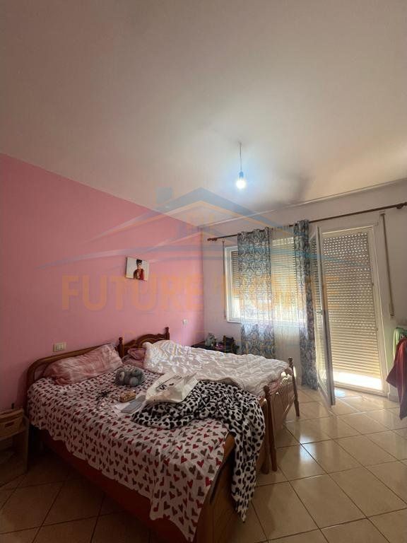 The apartment is located in the Fresku area, near Melises Pastry Shop