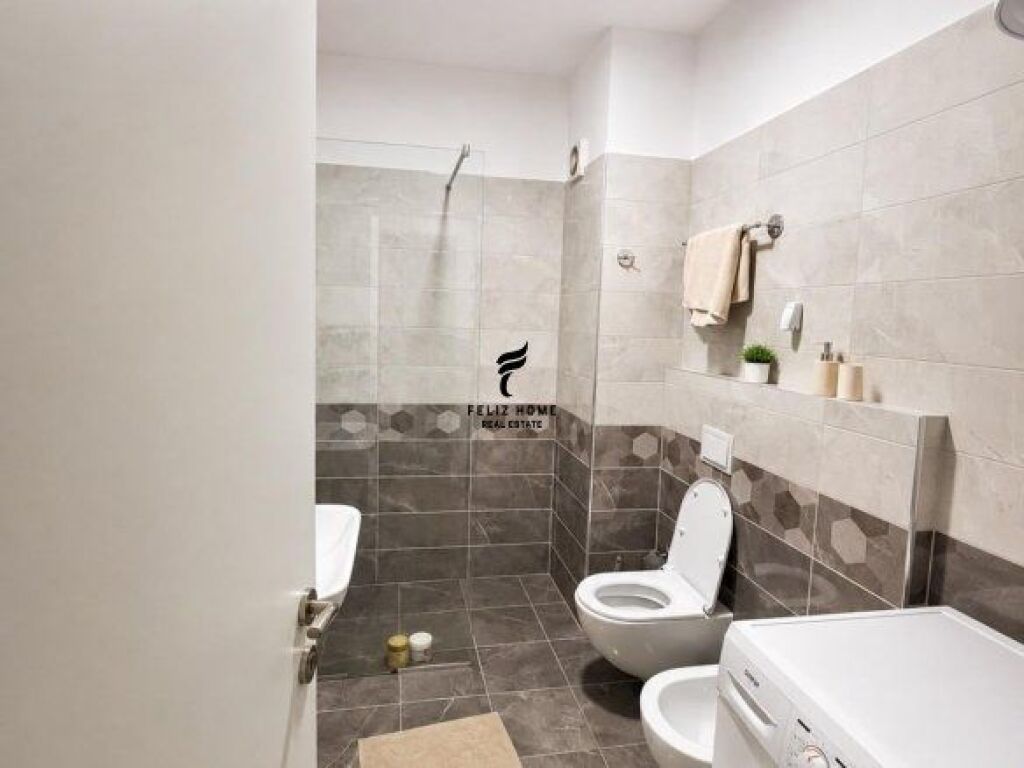 APARTAMENT ME QERA 1+1 LAPRAKE 52.000 LEKE FH-87657