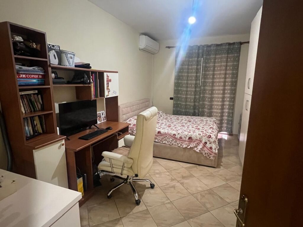 Apartment 2+1 for rent Yzberisht Cabej Buildings !