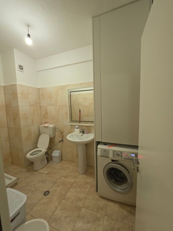🏡 Apartment 2+1 for rent  📍 Astir, Sokrat Miho Street, Fratari Complex   🏢 7th Floor  🛗 With elevator  📐 Area: 75m² ☀️ With balcony  🛋 Modern furnishing ❄️ With air conditioning   💰Price: 50,000 Lek/Month