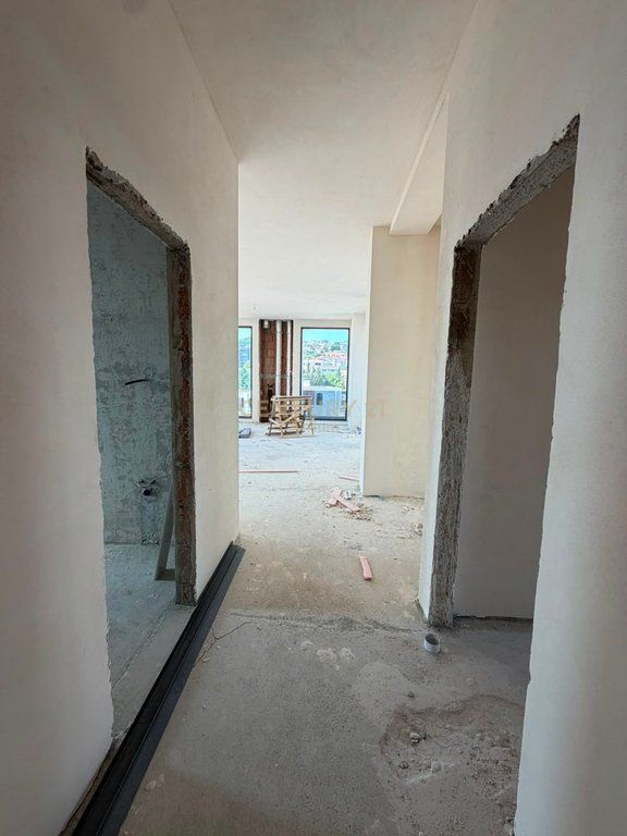 SHESIM APARTAMENT 3+1+2 ME DY POSTE PARKIMI TEK TULIPAN RESIDENC!!! 600,000 €
