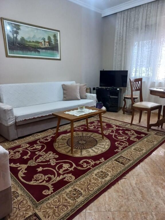 Affitto | Apartament 2 + 1 | Rruga e Elbasanit | 600 €/mese