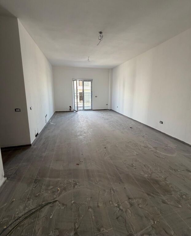 🏡 APARTMENT 3+1 + 2 TOILETS FOR SALE – TIRANA PORTA E RE, SAUK