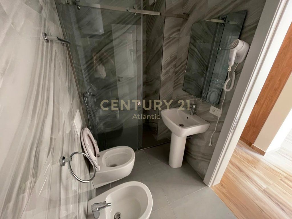 Shitet 3 apartament 1+1 në Mali i Robit, në një ndërtim të ri!