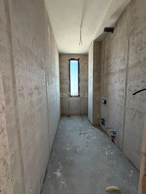 SHESIM APARTAMENT 3+1+2 ME DY POSTE PARKIMI TEK TULIPAN RESIDENC!!! 600,000 €