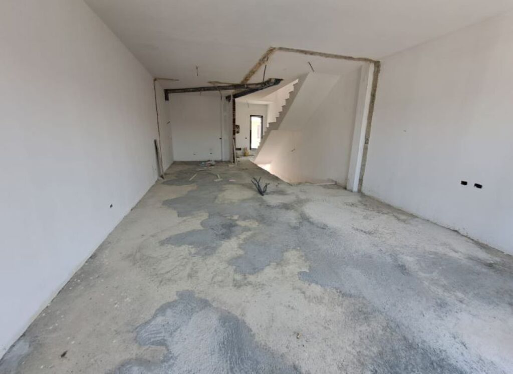 Triplex ne Shitje, Piccadilly Residence, pranë TEG  ID 5326