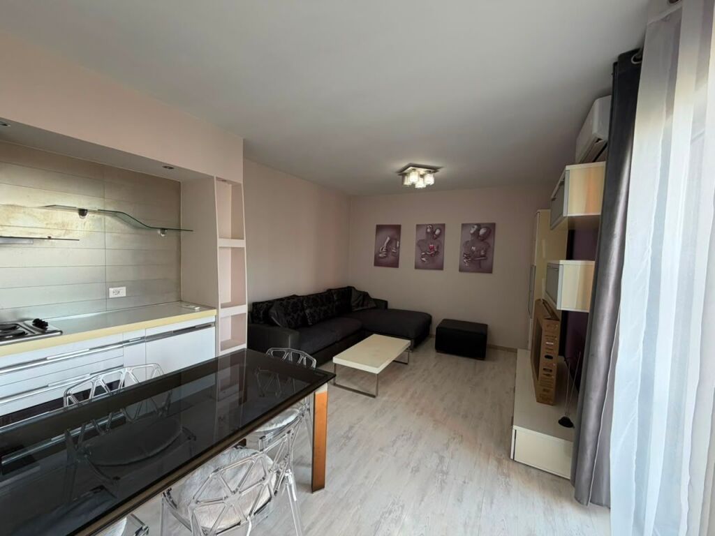 🏡 Apartment 1+1 for Rent – Near the New Maternity 💰 Price: 55,000 lek/month