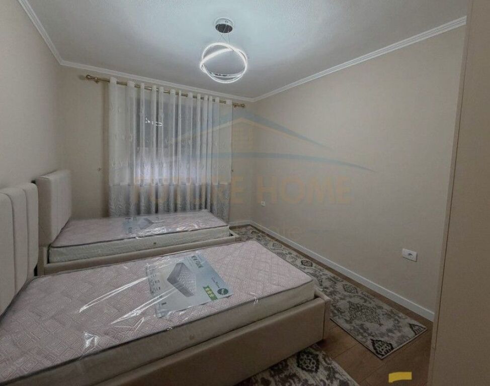Affitto, Appartamento 2+1, Oxhaku, Tirana 550 €
