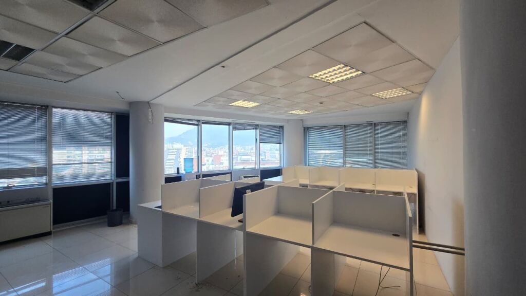 Business premises for rent at Selvia, Rruga e Dibres.