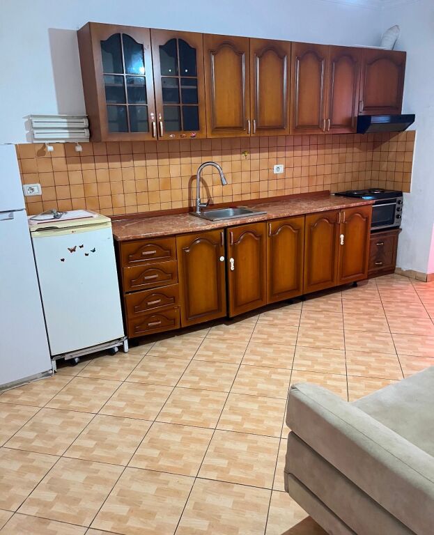 Jepet me qira apartament 1+1 te Oxhaku