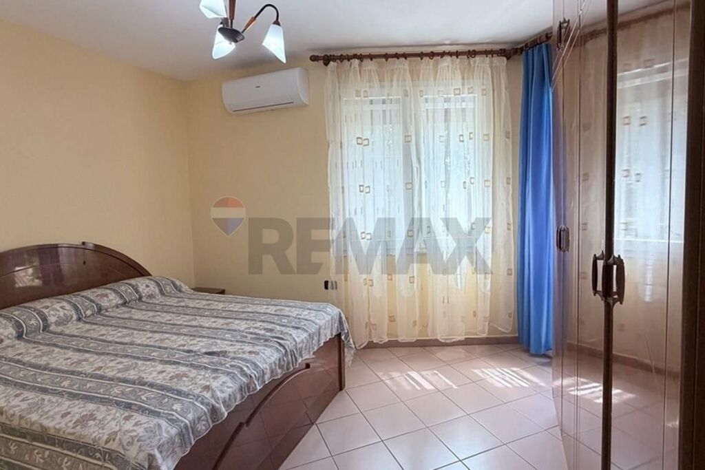 Appartamento - In Affitto - Ex Campo di Aviazione, Tirana