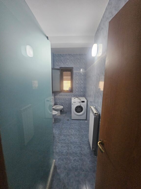 FOR RENT SPACE 200 m² – SUITABLE FOR OFFICE OR RESIDENCE
