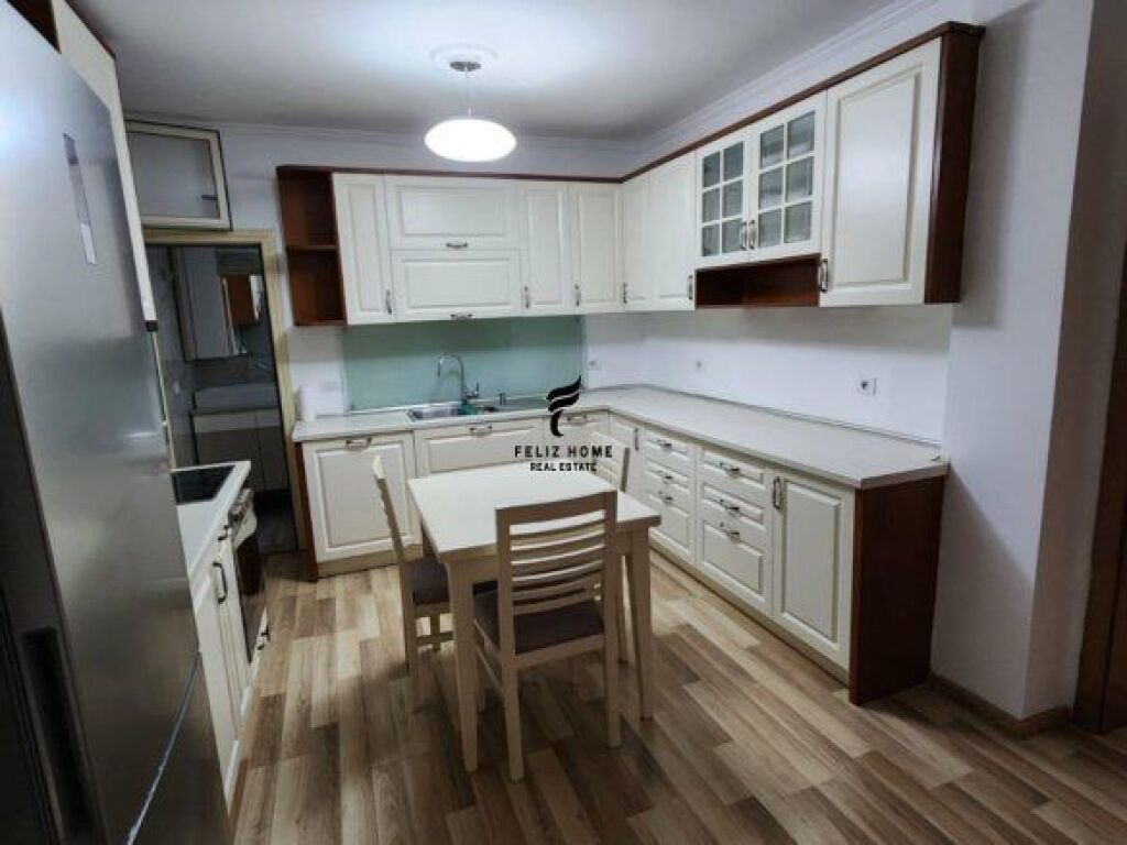 APARTAMENT MEERA 1+1 RRUG E ELBASANIT 70.000 LEKE FH-87711