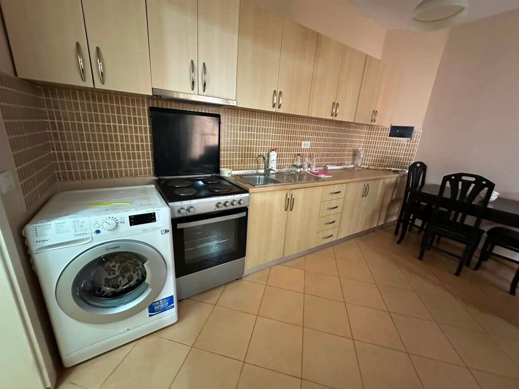 Affitto, Appartamento 1+1+veranda Via delle Barricate