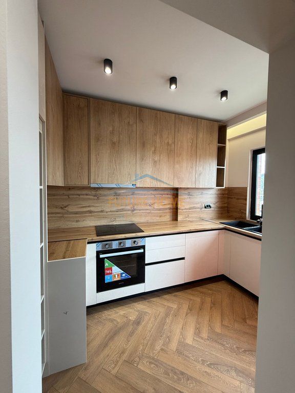 SHITET APARTAMENT 2+1 RRUGA KAVAJES PRANE PALLATIT ME SHIGJETA