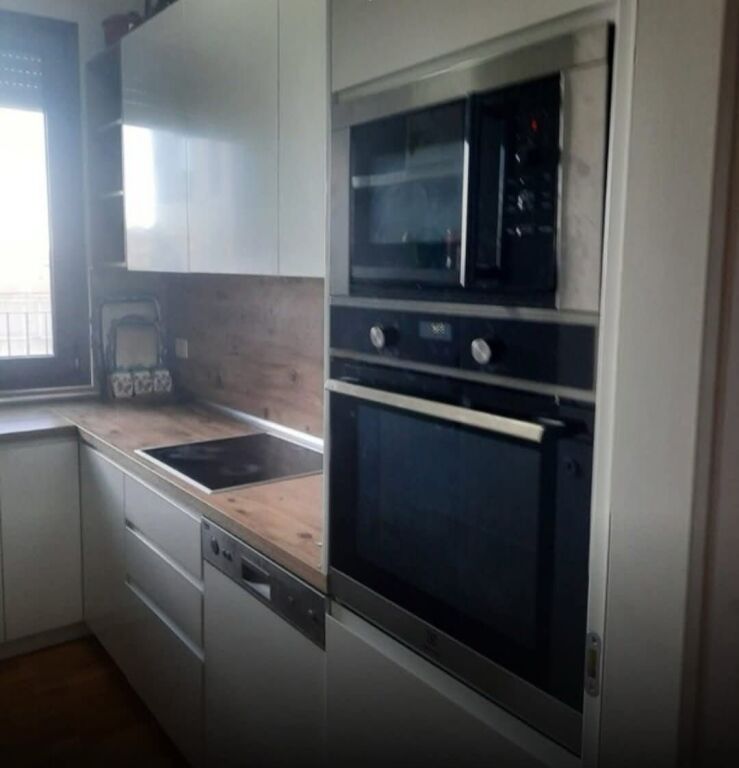 APARTMENT 2+1 FOR RENT – BARRICADES STREET, TIRANA 70,000 lek