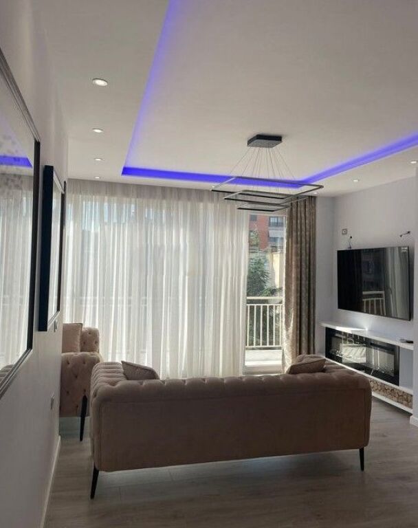 RR. E BARRIKADAVE, APARTAMENT 2+1+PARKIM FOR RENT 1,200 € /Month