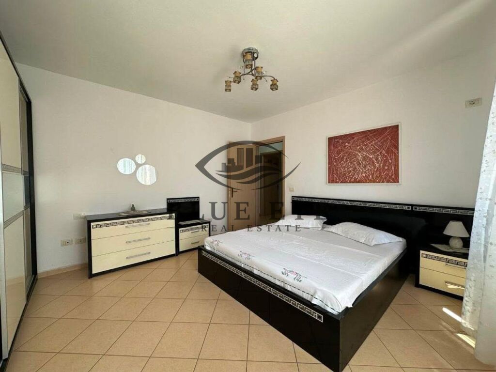 Ofrohet me Qira Apartament 1+1 pranë Hotel Dyrrah – Plazh!