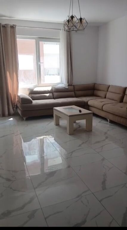 Apartament 1+1 per qera ne  Kamez