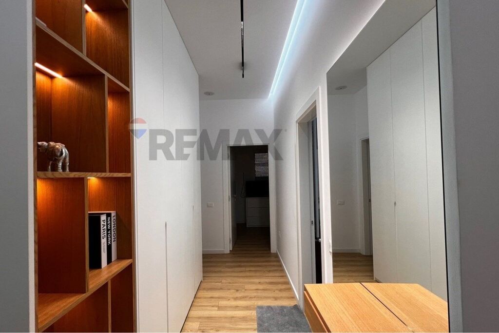 Apartament 2+1+2 me qira tek Kopshti Botanik!