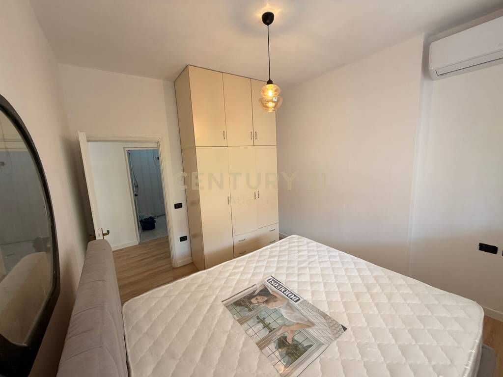 JEPET ME QERA APARTAMENT 2+1 NE PLAZH DURRES !