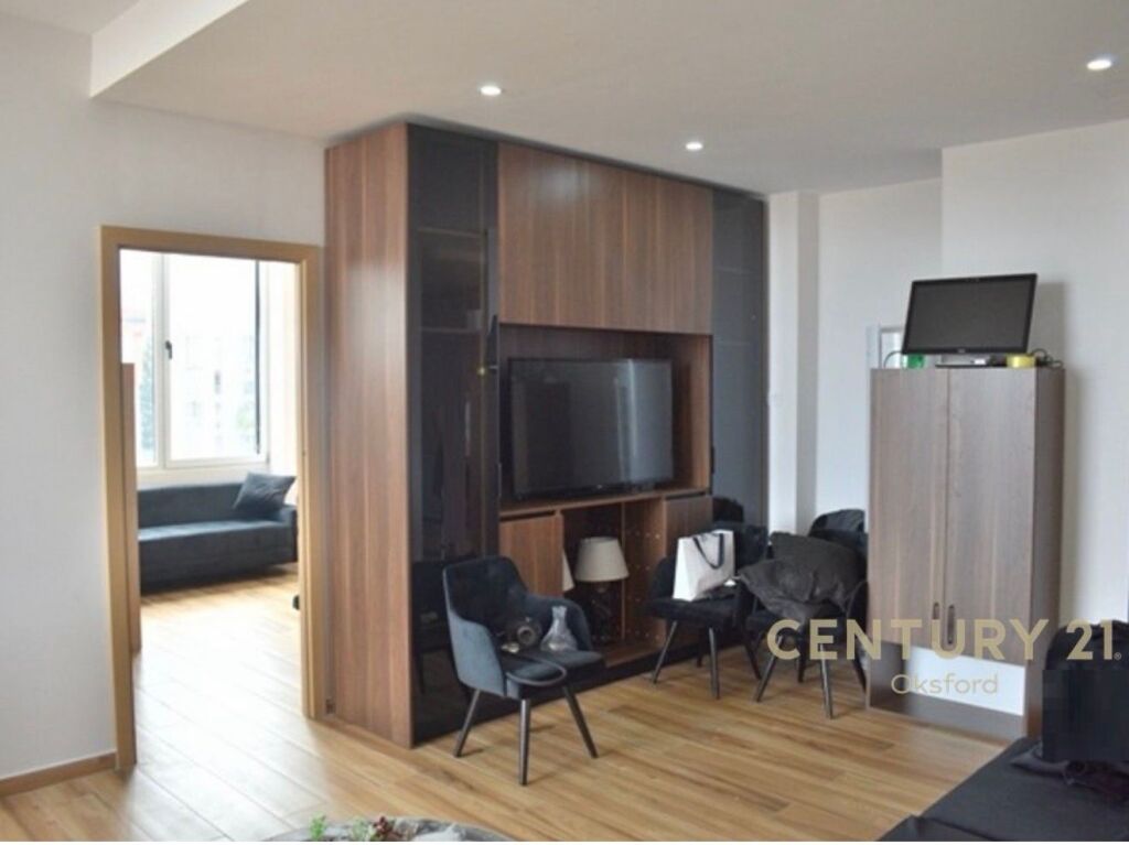 FOR RENT HOUSE APARTMENT 5+2 AT UNITED SCHOOL