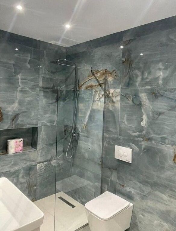 RR. E BARRIKADAVE, APARTAMENT 2+1+PARKIM FOR RENT 1,200 € /Month