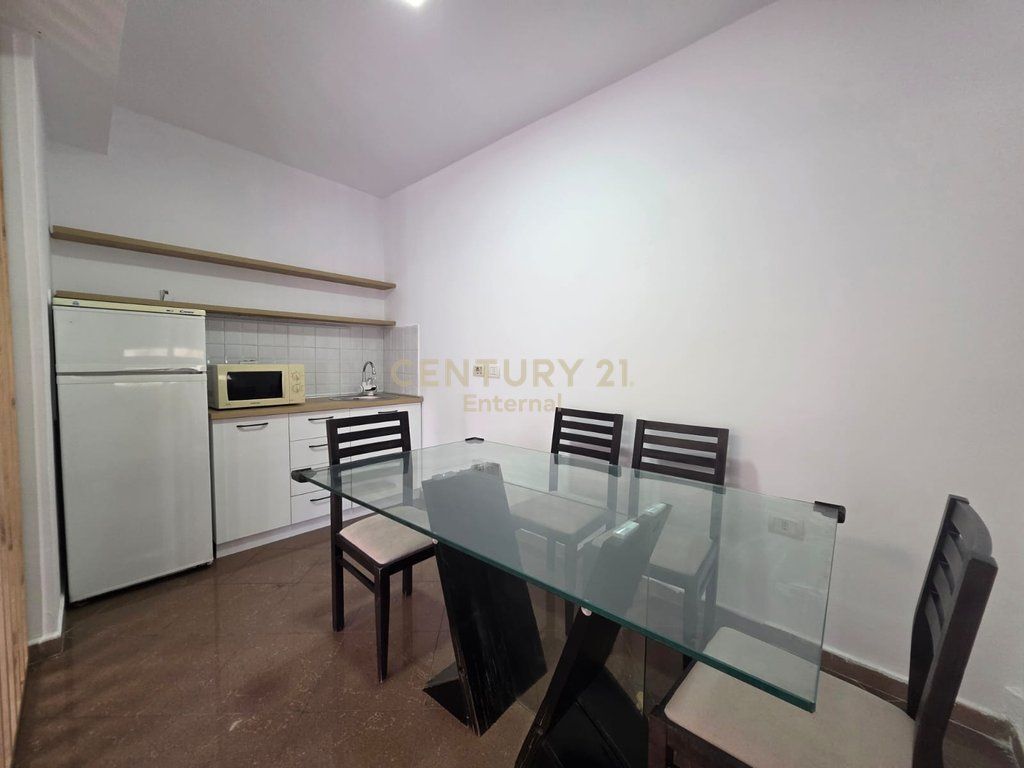 Apartament 2+1 Per Qira tek Stadiumi Dinamo