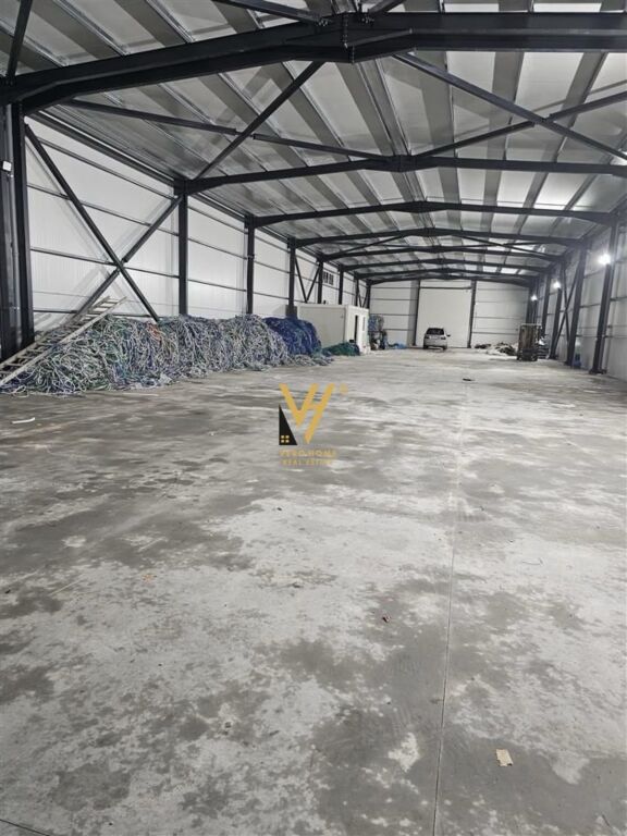 WAREHOUSE 4,600 M2 FOR SALE IN FUSHE PREZE, BUDULL 870,000 EURO