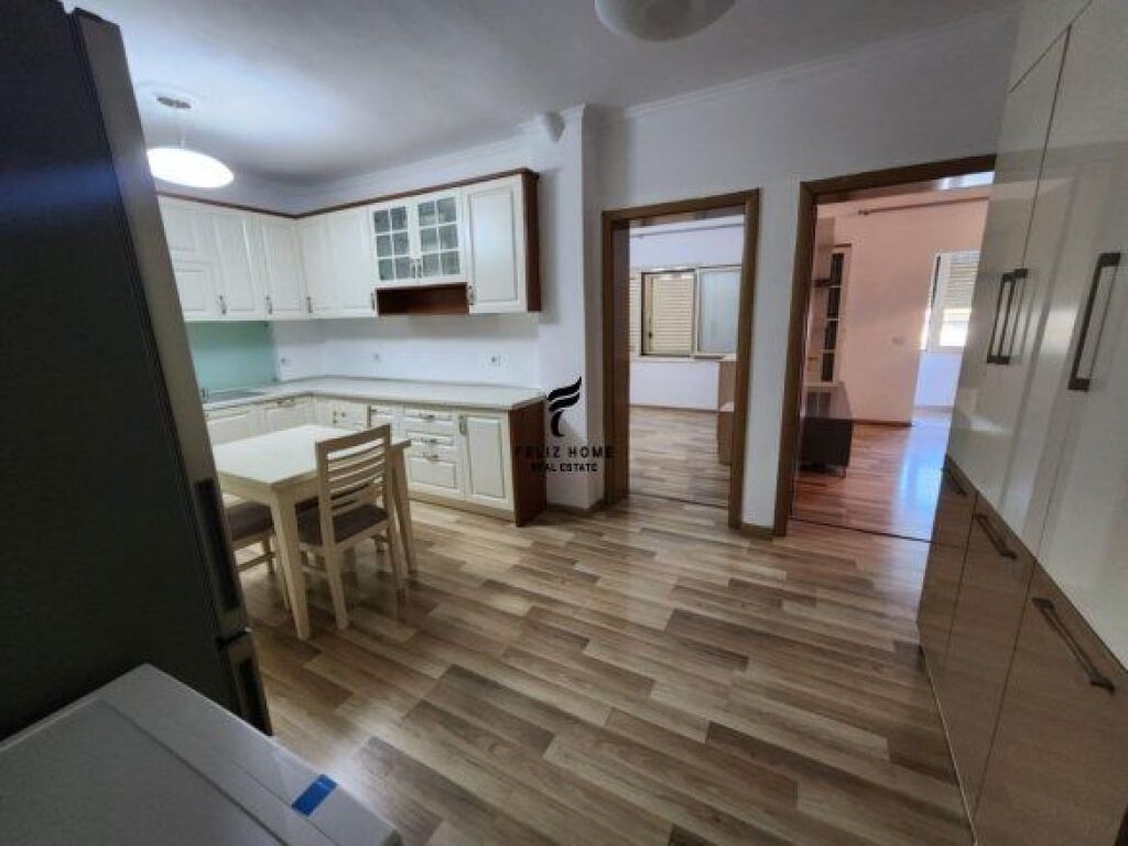 APARTAMENT MEERA 1+1 RRUG E ELBASANIT 70.000 LEKE FH-87711