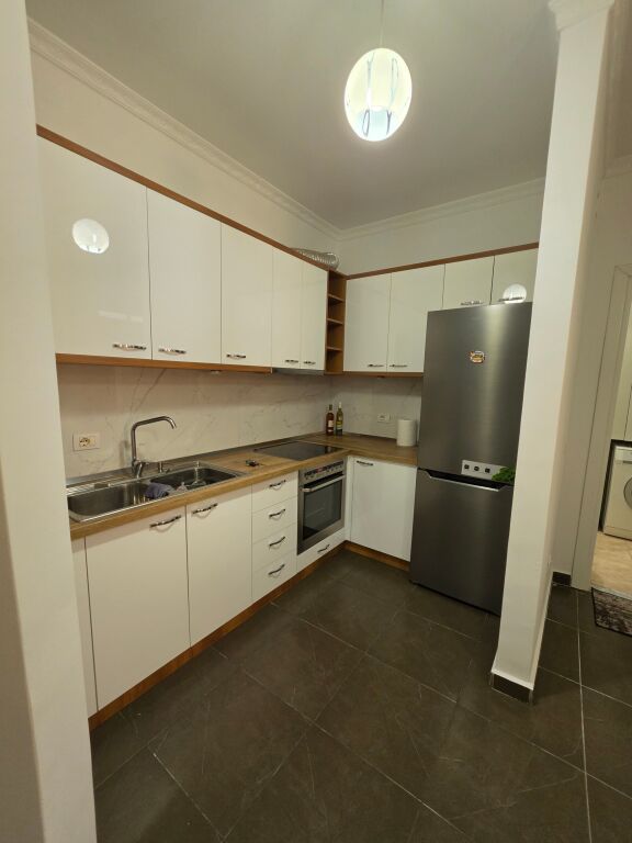 🏡 Apartment 2+1 for rent  📍 Astir, Sokrat Miho Street, Fratari Complex   🏢 7th Floor  🛗 With elevator  📐 Area: 75m² ☀️ With balcony  🛋 Modern furnishing ❄️ With air conditioning   💰Price: 50,000 Lek/Month