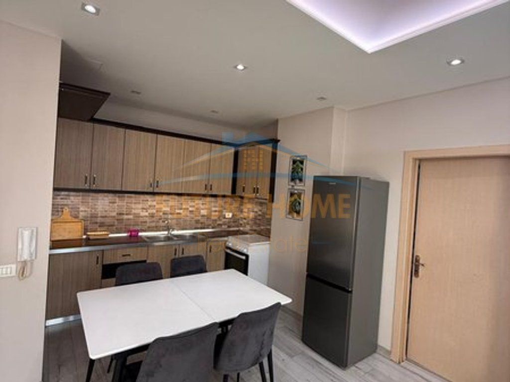 Shitet, Apartament 2+1, Grand Bohem, Unaza e Re, Tiranë
