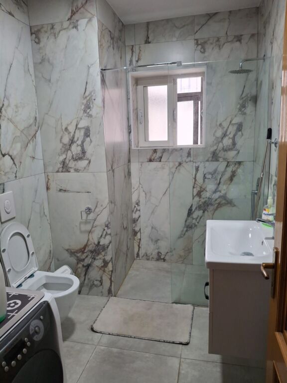 Apartament Me Qera 2+1 Ne Laprake (ID B2201748) Tirane