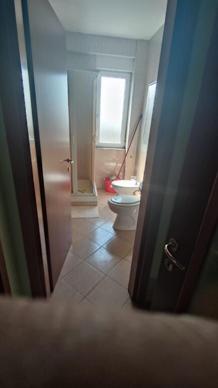 Apartament 1+1 me qera ne Brryl tek Materniteti i Ri