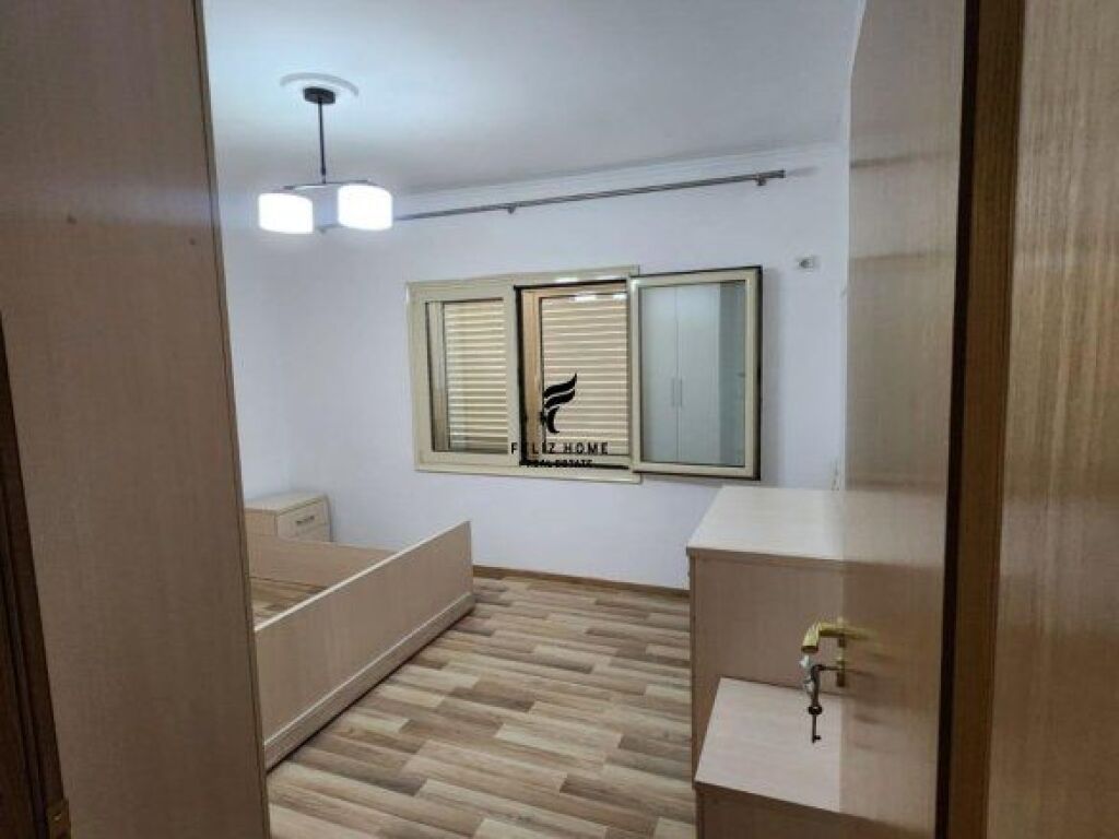 APARTAMENT MEERA 1+1 RRUG E ELBASANIT 70.000 LEKE FH-87711