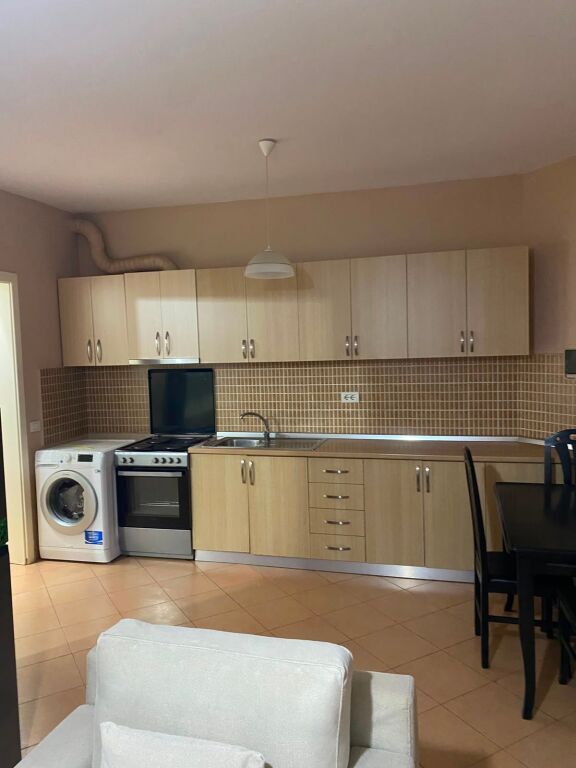 Affittasi 1+1+ Veranda 30m² Via Barrikadave