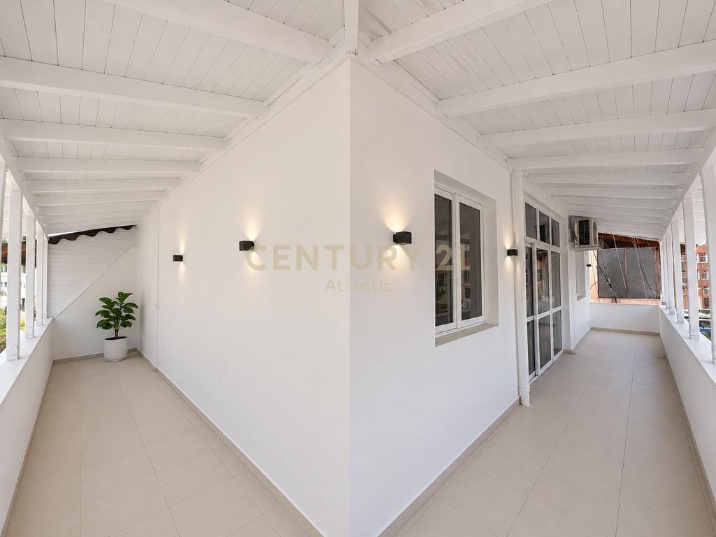 JEPET ME QERA APARTAMENT 2+1 NE PLAZH DURRES !