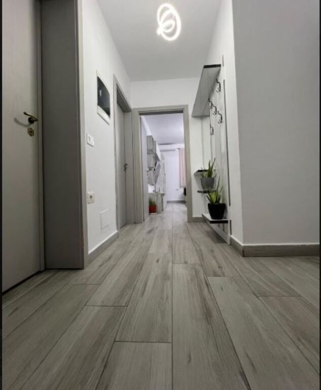 Super Apartament 2+1 me Qera Rruga e Elbasanit, Prane Kryqezimit  ID 5323