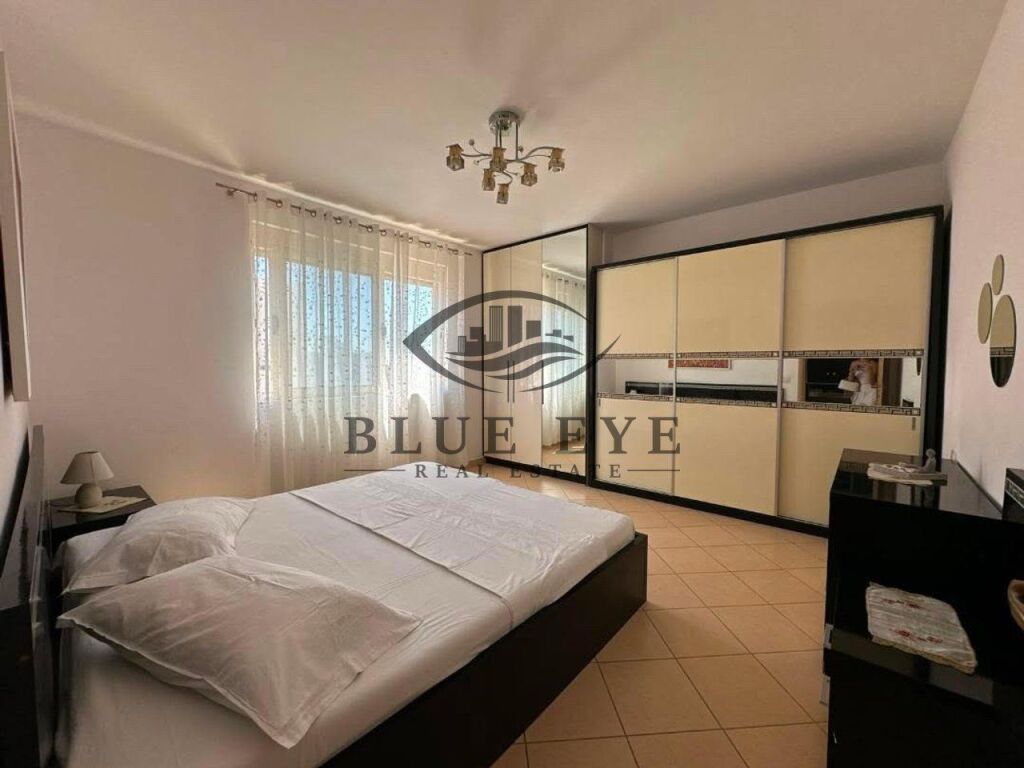 Ofrohet me Qira Apartament 1+1 pranë Hotel Dyrrah – Plazh!
