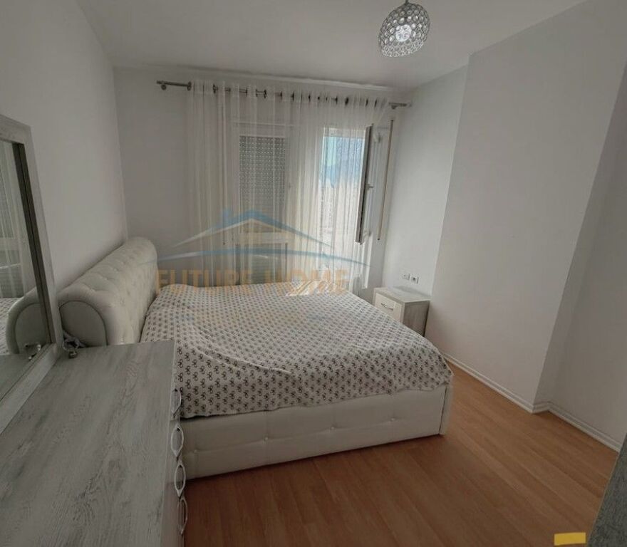 Affitto, Appartamento 2+1+2, Via 5 Maji, Tirana    65,000 Lekë
