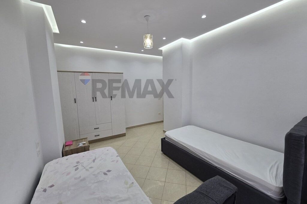Apartament 2+1+2 me qera ne Astir
