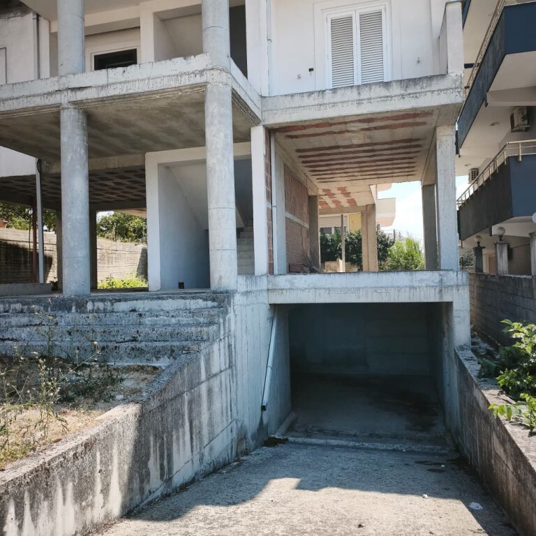 🏡 SHITET SHTËPI PRIVATE – SAUK | RRUGA HAMIDE DALIPI